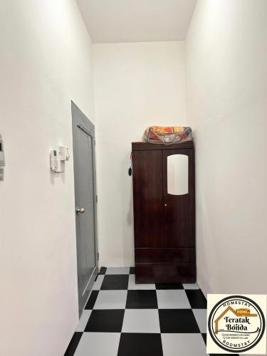  négyzetméteres, 2 hálószobás  2 fürdőszobával Pasir Puteh városközpont területén (Teratak Bonda Homestay) in Ketereh