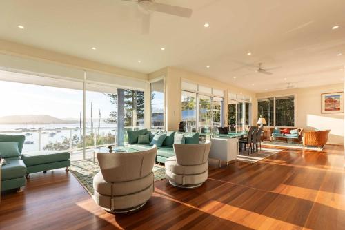 Shangri-La in Hardys Bay