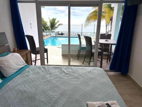 Ventana Va102a at Arecibo 681 Ocean Drive in อเรซีโบ