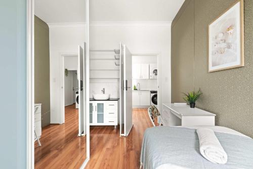 Single Room - Private Spot in Kingsford - Convenient Location - Shared Bathroom in Randwick