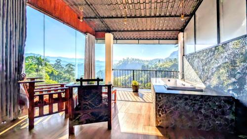 Rainbow Sky Cottage in إيلا