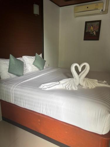 1 queen bed