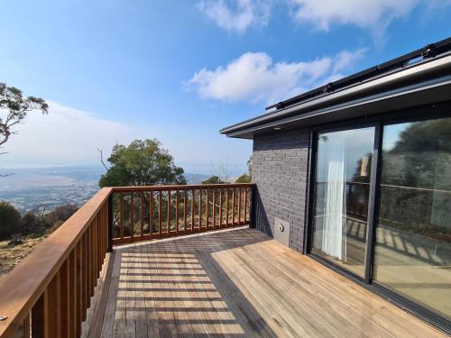Exterior view of Mount Rumney Escapes - 4 Seaview Devil House