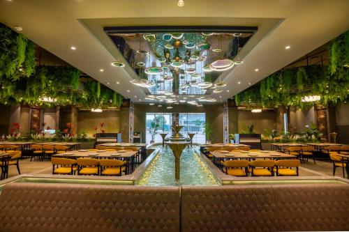 ห้องอาหาร, Hotel La Arriba in วัตวา