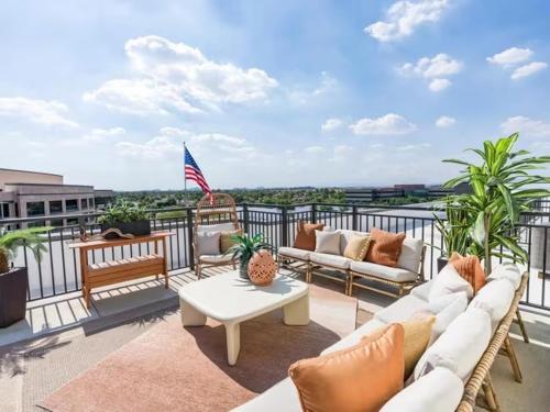 Luxury Resort Style 2Bedroom 2Bath Desert Oasis Desert Ridge in Desert View Village