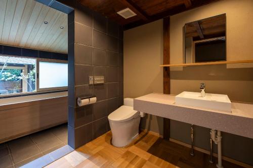 SAKAINOMA HOTEL 柳 Yanagi