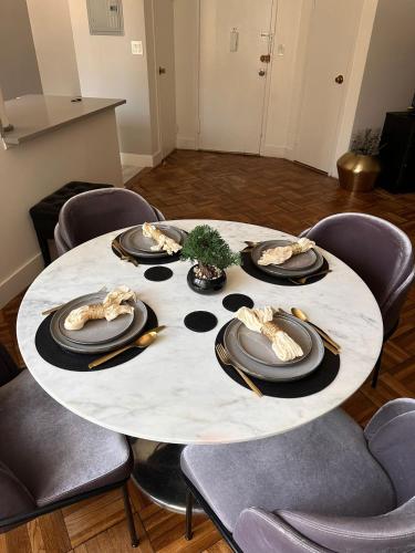 Warm and Welcoming near Museu d'Art Comtat de Los Angeles