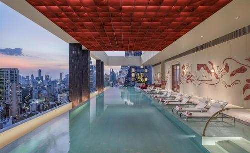 Kromo Bangkok, Curio Collection By Hilton, Bangkok