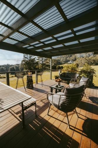 Jimmys Cabin - Kangaroos, Kookaburras, sleeps 4! in Kangaroo Valley