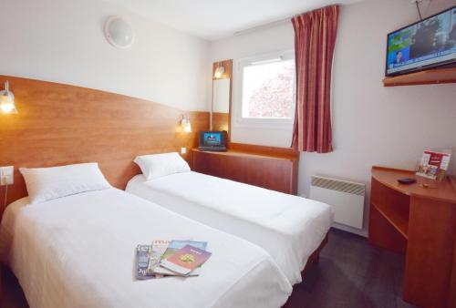 Chambre avec 2 lits