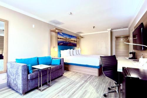 Days Inn by Wyndham Los Angeles LAX/ Redondo&ManhattanBeach - main image