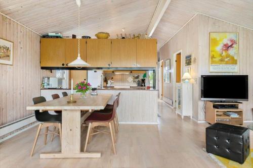 TV1547-Hirtshals-Oster-Kjulvej-44 in Mygdal