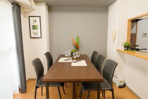SN4B ノワールネスト 都会のシックな隠れ家 Noir Nest urban chic retreat