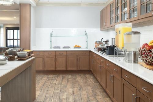 Homewood Suites By Hilton Wauwatosa Milwaukee - image 13