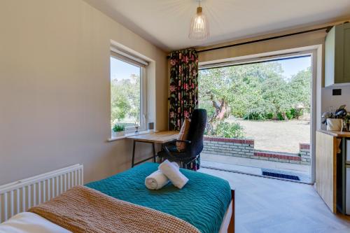Cosy & Bright Studio with Garden View⭒Free Parking in Newnham