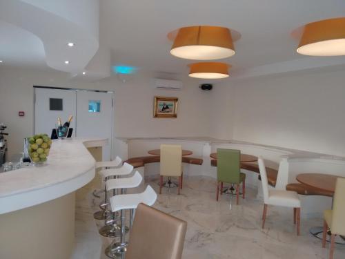 Lagoa Hotel - image 7