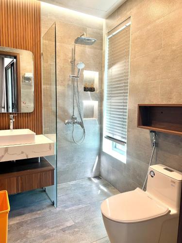 Nội Homestay - 샤워실