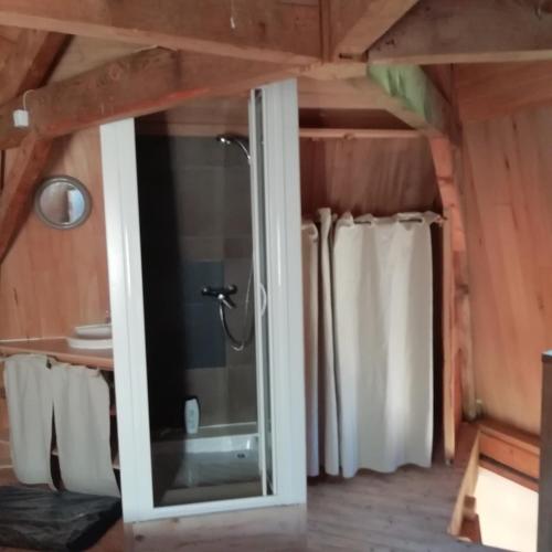 Duša, Petit chalet insolite et atypique en Chartreuse in Saint-Geoire-en-Valdaine