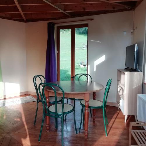 Iekārtas, Petit chalet insolite et atypique en Chartreuse in Saint-Geoire-en-Valdaine
