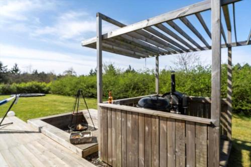 West-Coast Holiday House by the North Sea in Sonder Nissum