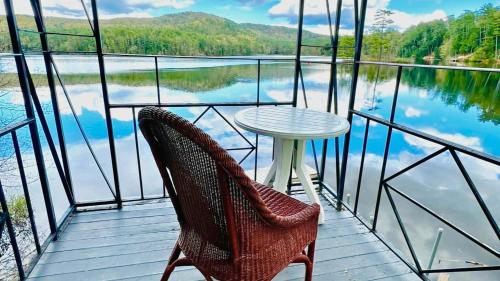 Балкон, Motel Luzerne in Лейк Лузерн