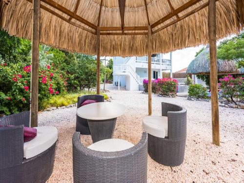 Jardín, Island Villa Stay with Pool in Willibrordus