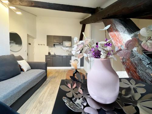 POLKE - appartement 3 personnes - check in h24 - wifi, Lyon (fotografie 8)