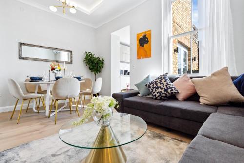 The Notting Hill Villa, London