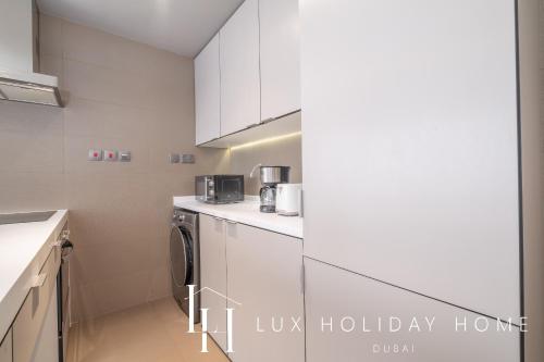 LUX The West Avenue Dubai Marina Suite, Dubai (photo 10)