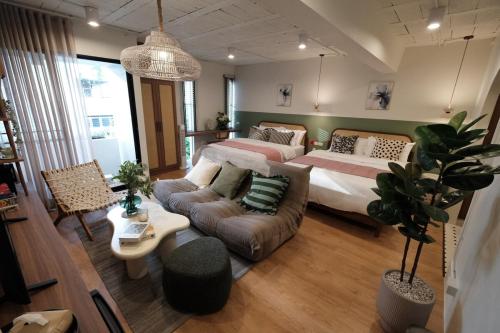 The Shantipan Jasmine - Cozy City Retreat 400m from BTS Station, Bangkok