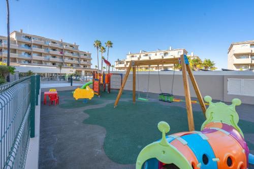 Exterior view, T2 Plaza Resort in Quatro Estradas