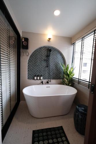 The Shantipan Mandala - Cozy City Retreat 400m from BTS Station, Bangkok (foto 11)