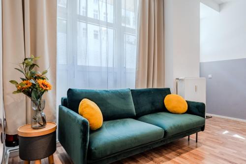 Spacious, central 3 room flat with gym & play area, Berlin (photo 7)