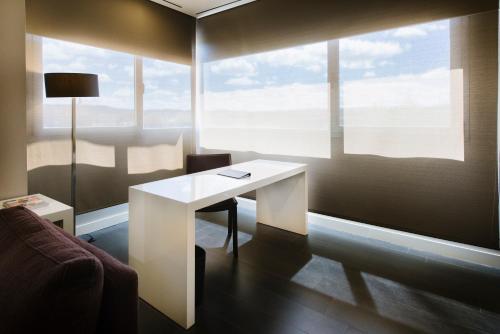Rafaelhoteles Forum Alcala - image 14