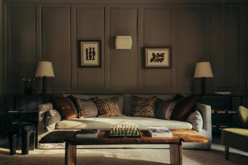Hyll Hotel - 숙소 외관