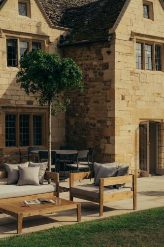 Charingworth Manor - image 11