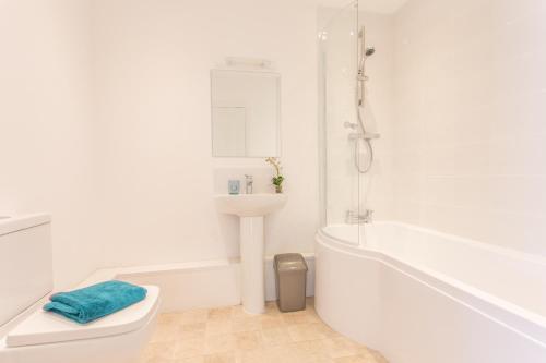 Pinnocks Lodge Apts 2 Bed Apts Botley close to A34 - image 8