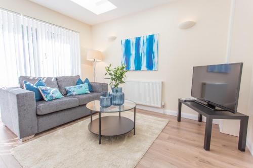 Pinnocks Lodge Apts 2 Bed Apts Botley close to A34 - image 9