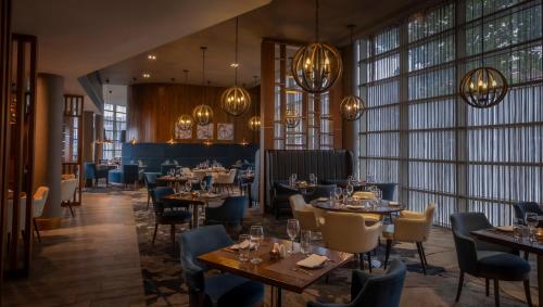 Restaurant, Clayton Hotel Birmingham near Thinktank Birmingham Science Museum
