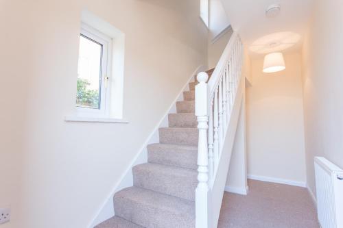 Pinnocks Lodge Apts 2 Bed Apts Botley close to A34 - image 3