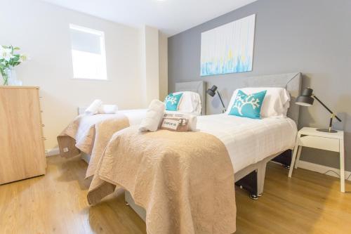 Razia Apts with easy access to Oxford Headington Hospitals - Horspath