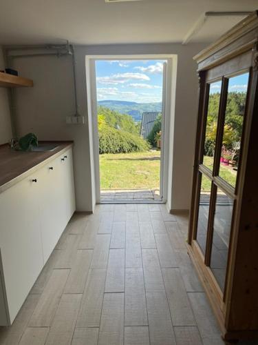 廚房, House in the foothills of the Ore Mountains RÁJOV (House in the foothills of the Ore Mountains RAJOV) in 帕斯達