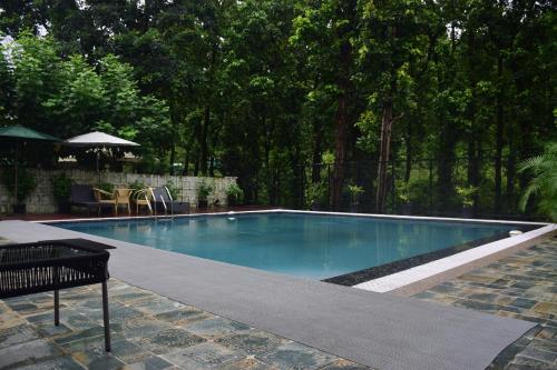 Peldbaseins, Megha Wellness Resort in Galajwari