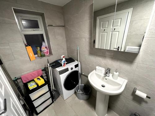 Cosy newly built Self-contained garden flat, Mánchester (foto 7)