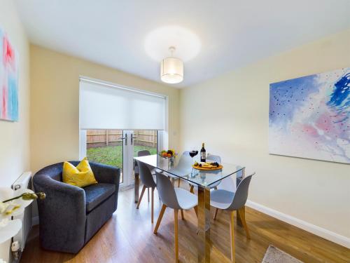 Razia Apts with easy access to Oxford Headington Hospitals - image 13