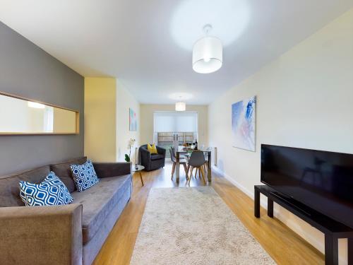 Razia Apts with easy access to Oxford Headington Hospitals - image 8