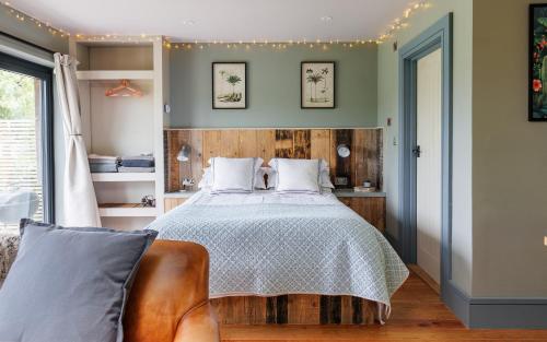 The Studio at The Little Dairy Park Farm - Countryside Retreat on the Isle of Wight in Nettlestone and Seaview