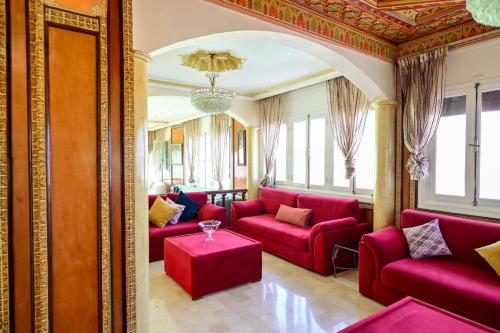 The 5-Suite Beachfront Villa in Sidi El Haj Bou Derbala