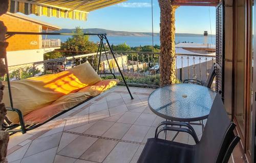 1 Bedroom Amazing Apartment In Starigrad