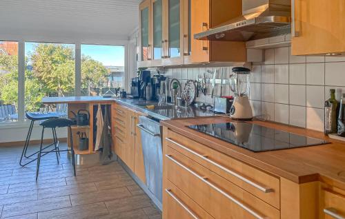 주방, Amazing Home In Halmstad With Sauna in 코펜함